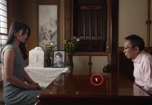 Một ngày sau tang lễ ông chồng, vợ sắp cưới của con trai đã bị bố anh xã ép trả bài không bao đến mang thai