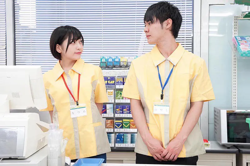 Bí mật địt nhau Ông xã khi đi làm thêm ở cửa hàng tiện lợi